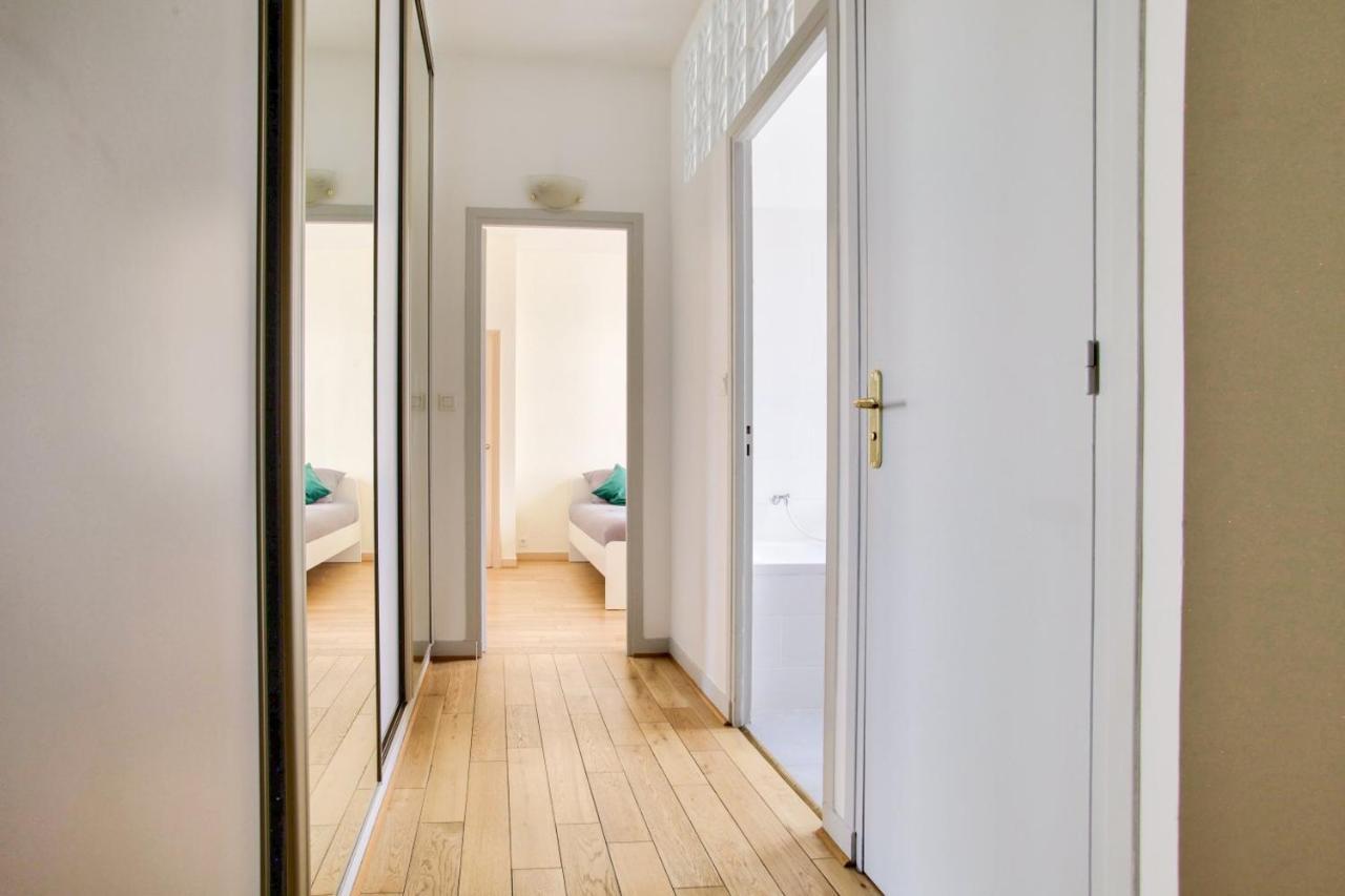 2 Bedrooms Tour Eiffel Rapp Paryż Zewnętrze zdjęcie